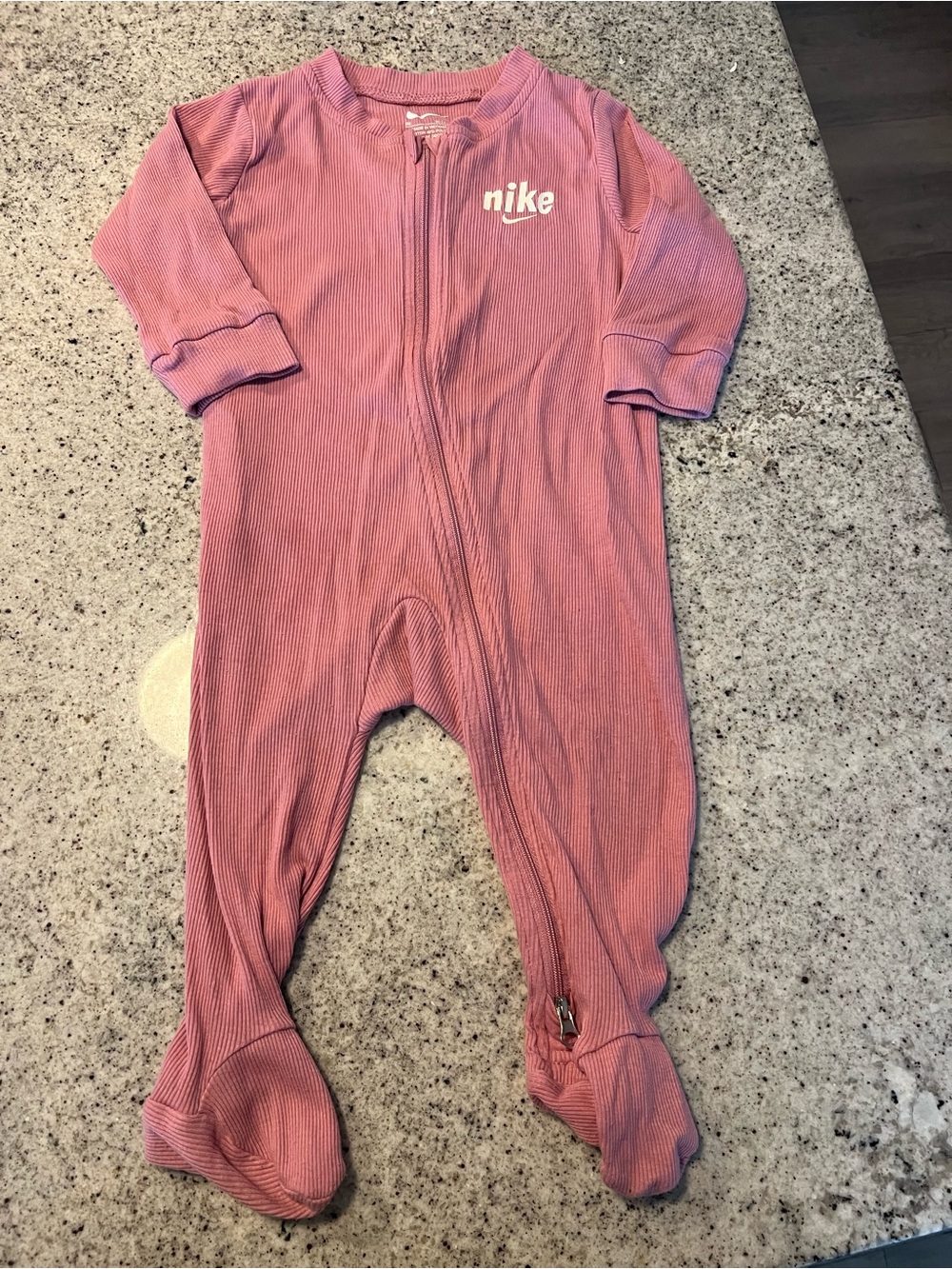 Nike sleeper footie pajama outfit baby girl 9 months